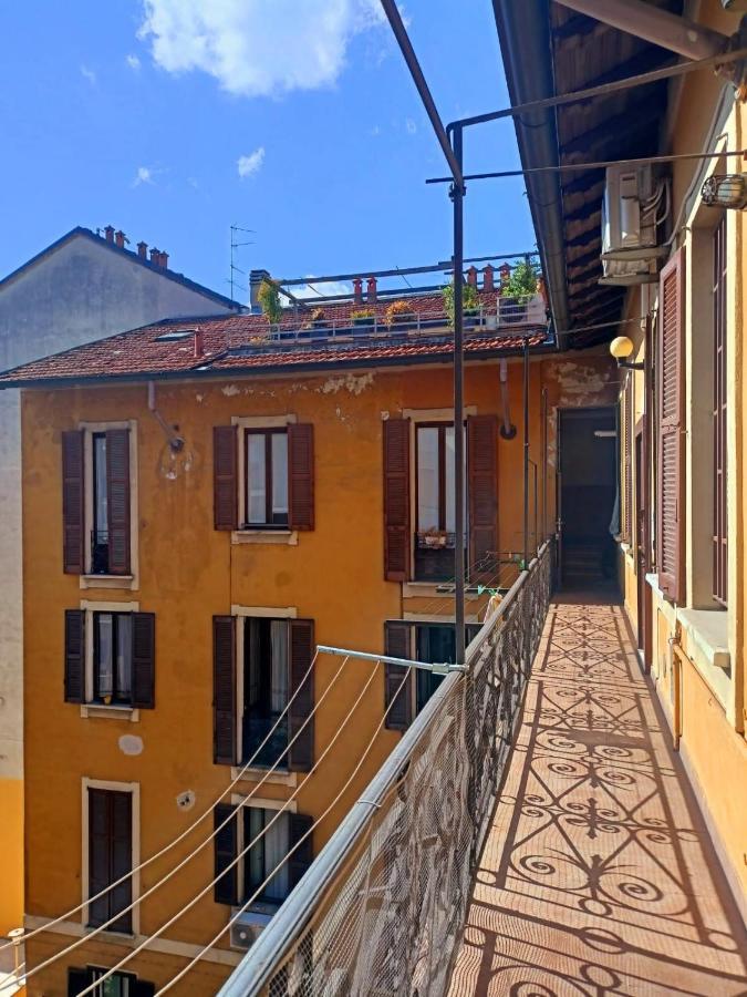 Апартаменты Charming Ringhiera House In The Heart Of Милан Экстерьер фото
